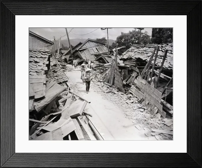 Framed Print : People In Streets With Destroyed Bldgs Framed Print : People In Streets With Destroyed Bldgs