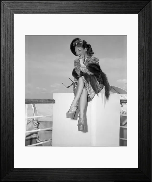 Framed Print : Actress Carmen Miranda Framed Print : Actress Carmen Miranda