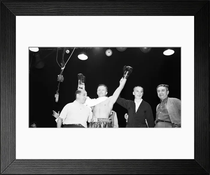 Framed Print : Tony Zale Wins Title For Second Time Framed Print : Tony Zale Wins Title For Second Time