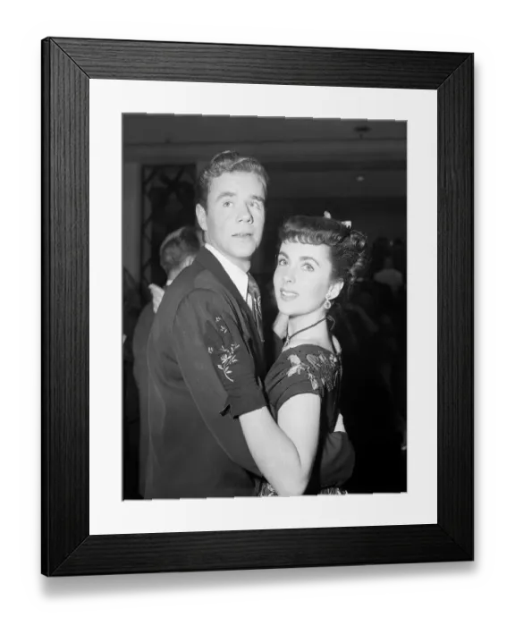 Framed Print : Elizabeth Taylor Dancing with Marshall Thompson Framed Print : Elizabeth Taylor Dancing with Marshall Thompson