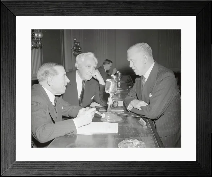 Framed Print : George C Marshall with Sol Bloom and Charles Eaton Framed Print : George C Marshall with Sol Bloom and Charles Eaton