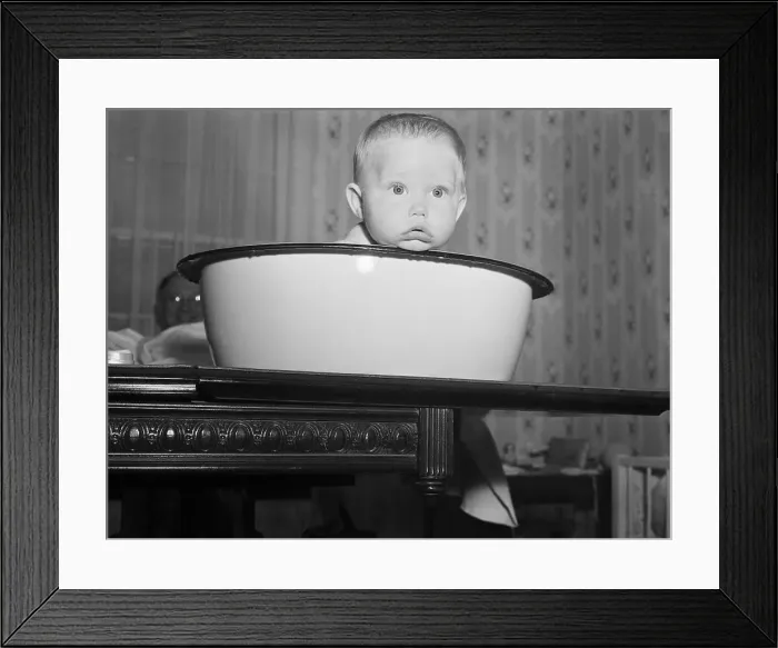 Framed Print : Baby in Bath Framed Print : Baby in Bath