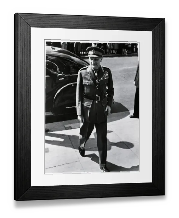 Framed Print : Field Marshal Montgomery, Walking Framed Print : Field Marshal Montgomery, Walking