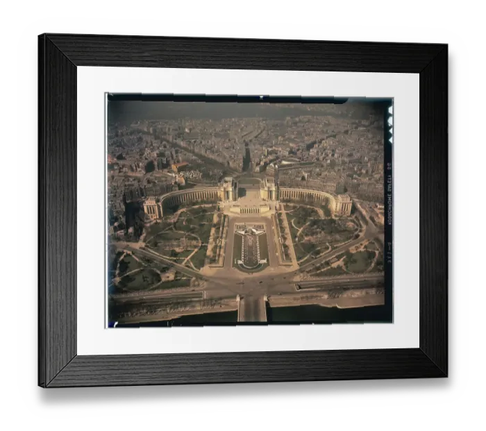 Framed Print : Aerial View of the Palais de Chaillot Framed Print : Aerial View of the Palais de Chaillot
