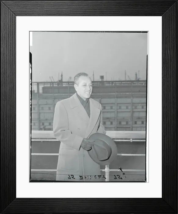 Framed Print : Portrait of George Raft Framed Print : Portrait of George Raft