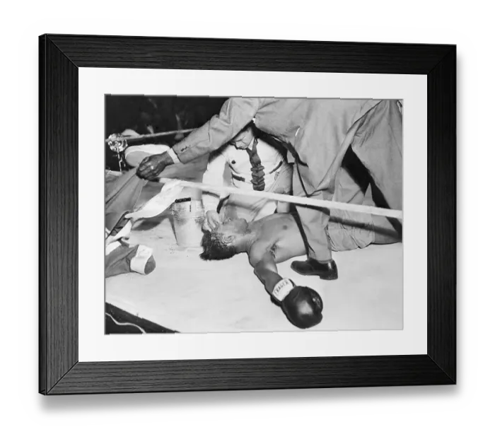 Framed Print : Sam Baroudi Lying Unconscious in Ring Framed Print : Sam Baroudi Lying Unconscious in Ring