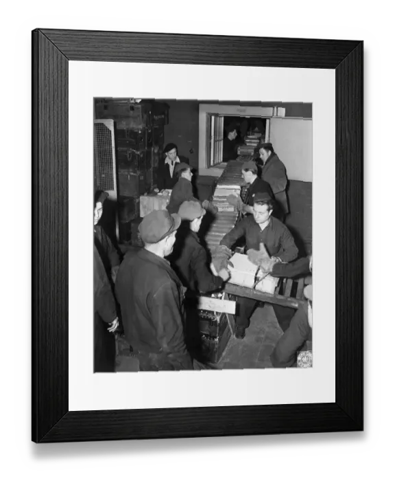 Framed Print : Germans Returning Looted Gold To France Framed Print : Germans Returning Looted Gold To France