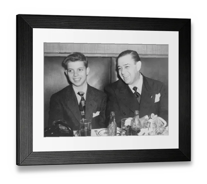 Framed Print : Morton Downey With Son Shawn (L) Framed Print : Morton Downey With Son Shawn (L)