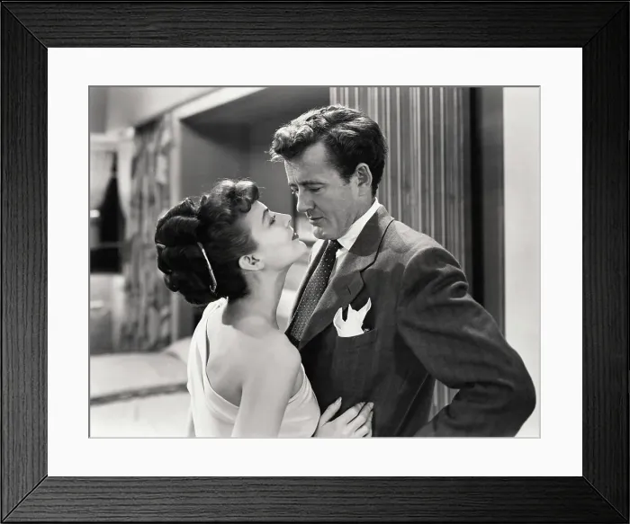 Framed Print : Ava Gardner and Robert Walker Framed Print : Ava Gardner and Robert Walker