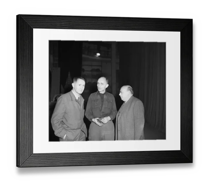 Framed Print : Bertold Brecht With Hans Eisler Framed Print : Bertold Brecht With Hans Eisler