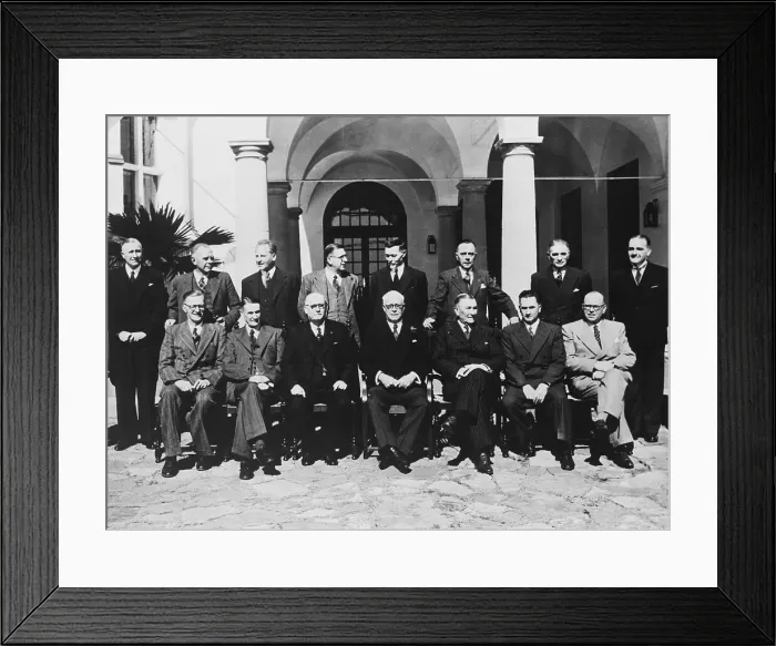 Framed Print : South African Cabinet Takes Office Framed Print : South African Cabinet Takes Office