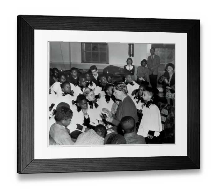 Framed Print : Eleanor Roosevelt Reading to Children