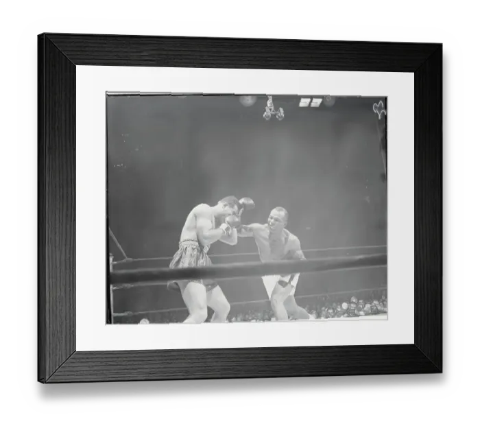 Framed Print : Boxing Champion Joe Louis Dodging Joe Walcott Framed Print : Boxing Champion Joe Louis Dodging Joe Walcott