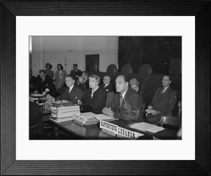 Framed Print : Eleanor Roosevelt in Geneva Framed Print : Eleanor Roosevelt in Geneva