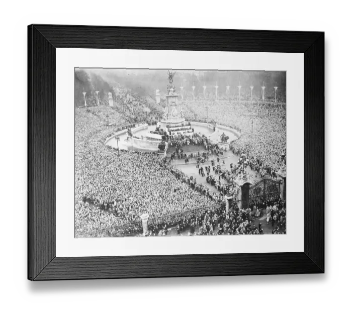 Framed Print : Crowd at Royal Wedding Framed Print : Crowd at Royal Wedding