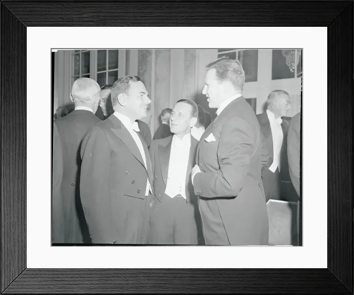 Framed Print : Thomas Dewey Speaking with Colleagues Framed Print : Thomas Dewey Speaking with Colleagues