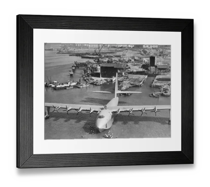 Framed Print : Howard Hughes Flying Boat'The Spruce Goose Framed Print : Howard Hughes Flying Boat'The Spruce Goose