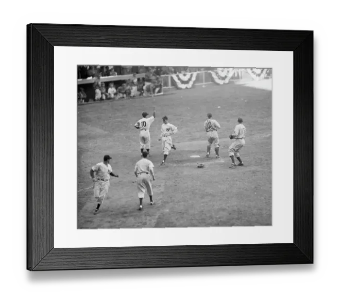 Framed Print : Ny Yankee Players Cross Home Plate