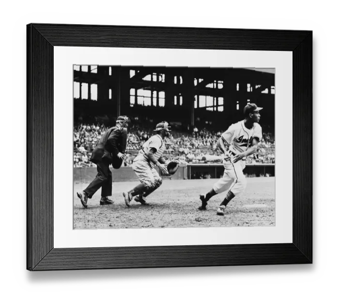 Framed Print : Lary Doby Heading To First Base
