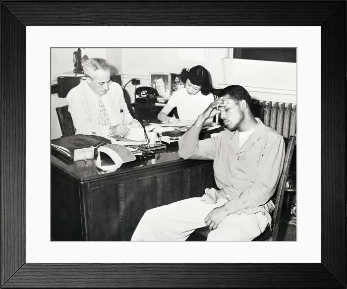 Framed Print : Sugar Ray Robinson Being Questioned by Coroner