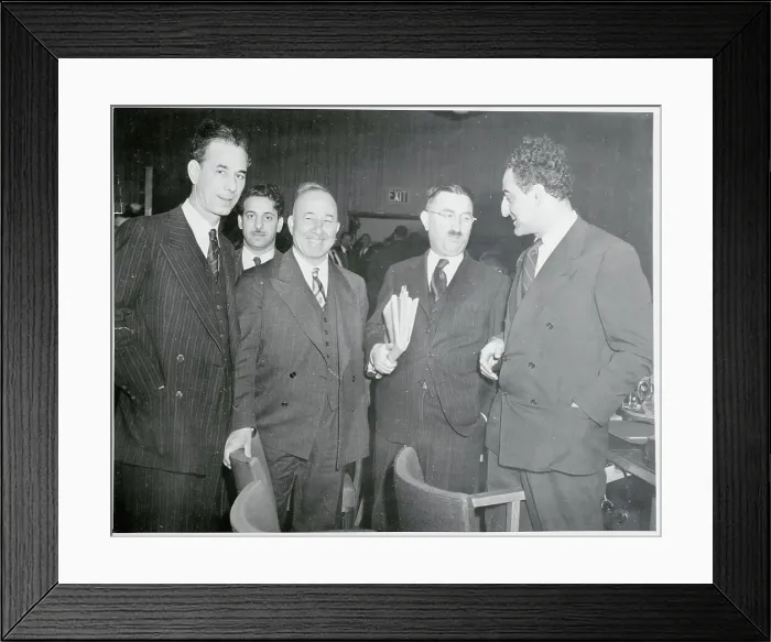 Framed Print : Officials Meeting About Palestine Issue Framed Print : Officials Meeting About Palestine Issue