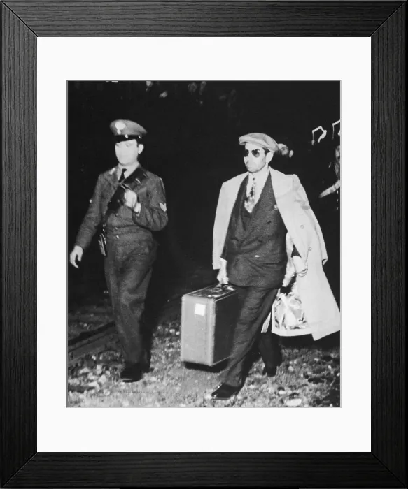 Framed Print : Lucky Luciano Walking with Italian Policeman Framed Print : Lucky Luciano Walking with Italian Policeman