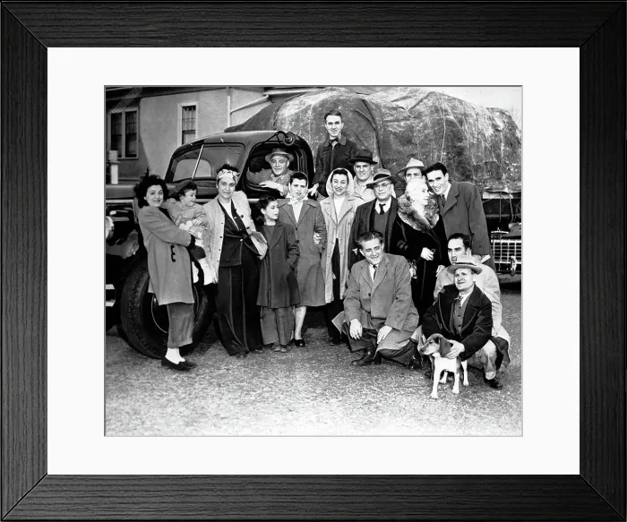 Framed Print : Italian-Americans Moving Cross Country Framed Print : Italian-Americans Moving Cross Country