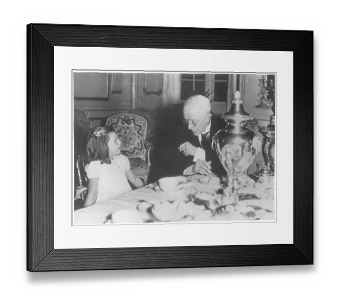 Framed Print : King Gustaf V with His Great Granddaughter Framed Print : King Gustaf V with His Great Granddaughter