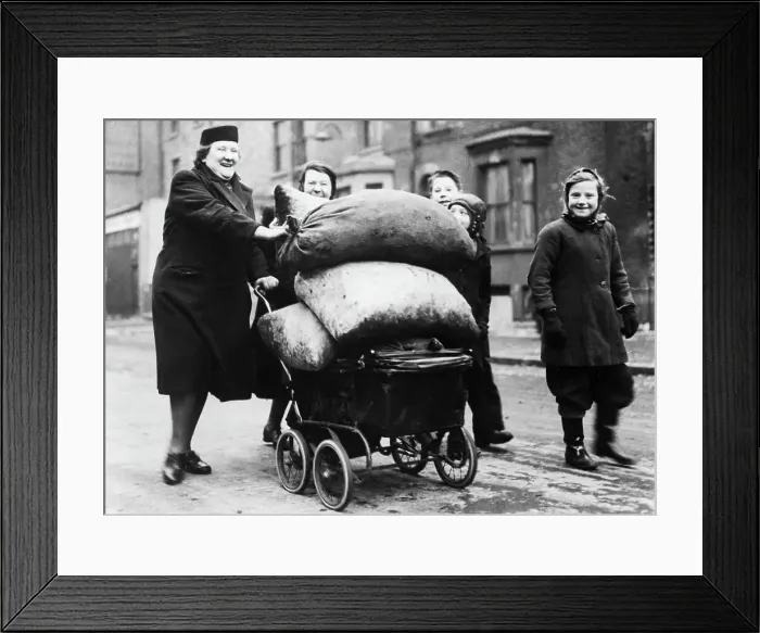 Framed Print : Women and Children Pushing Bags of Coal Framed Print : Women and Children Pushing Bags of Coal
