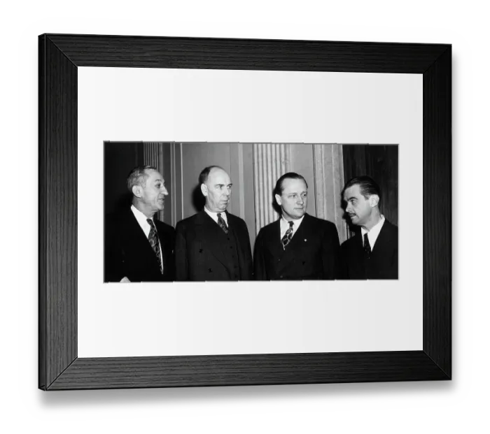 Framed Print : Howard Hughes W / Investigating Senators Framed Print : Howard Hughes W / Investigating Senators