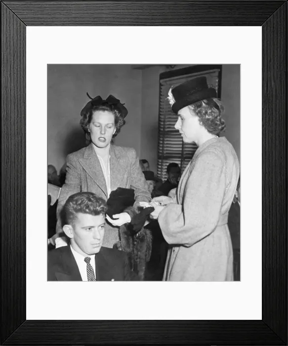 Framed Print : Scene In Elizabeth Short Murder Case