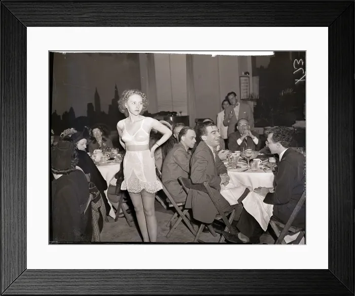 Framed Print : Woman in Bra and Slip Amongst Diners Framed Print : Woman in Bra and Slip Amongst Diners