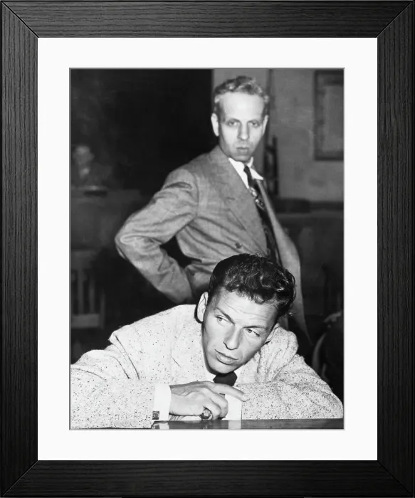 Framed Print : Frank Sinatra Leaning on Counter Framed Print : Frank Sinatra Leaning on Counter