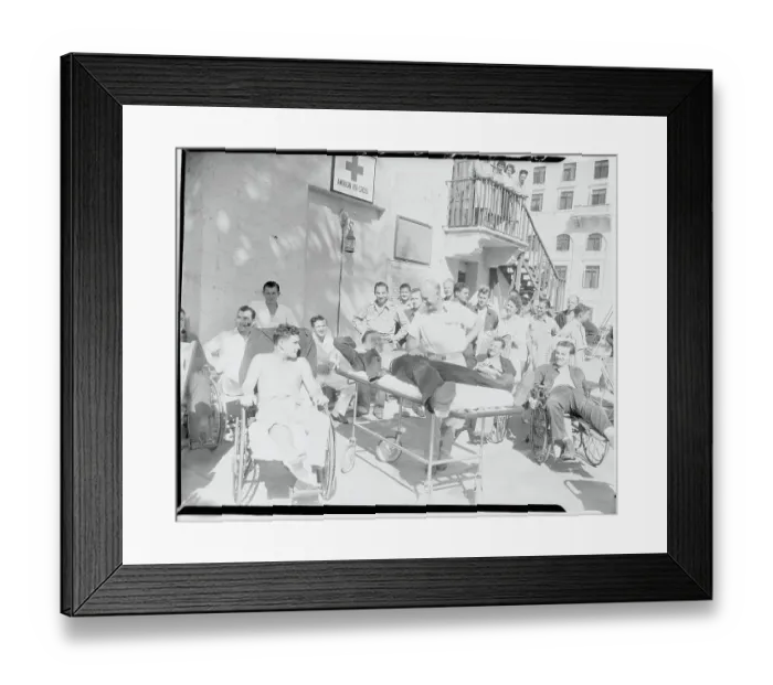 Framed Print : Eisenhower Visiting Patient Framed Print : Eisenhower Visiting Patient