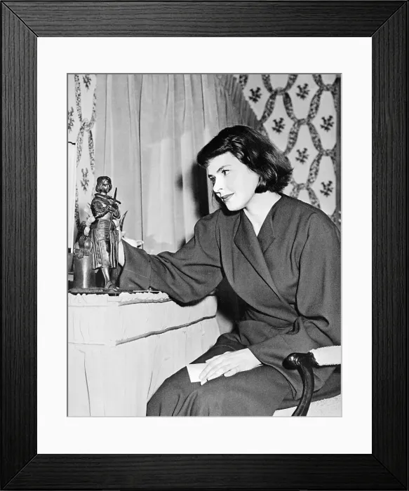 Framed Print : Actress Ingrid Bergman Smiling with Small Statue Framed Print : Actress Ingrid Bergman Smiling with Small Statue