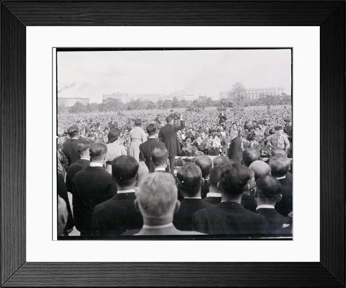 Framed Print : Hirohito Doffs His Hat to Crowd Framed Print : Hirohito Doffs His Hat to Crowd