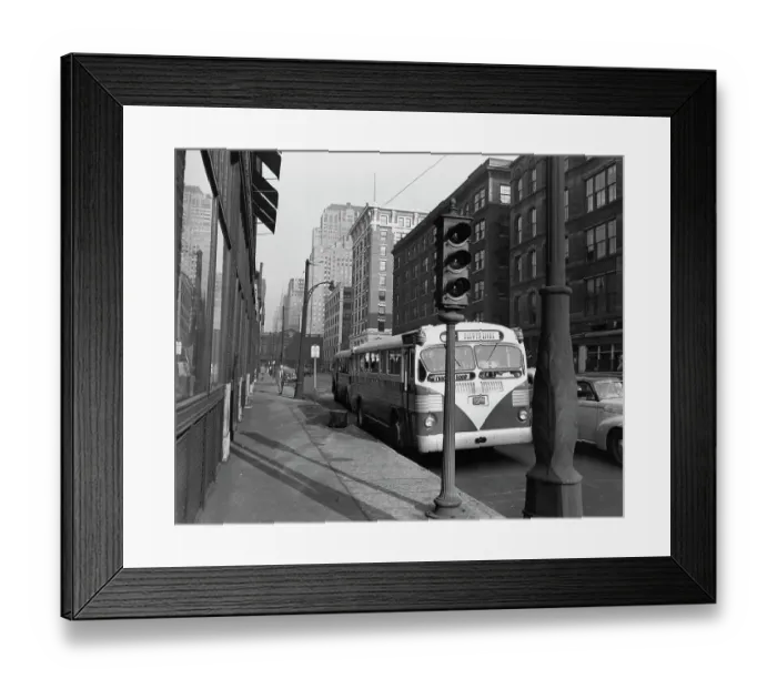 Framed Print : Washington Boulevard, Chicago, 1946 Framed Print : Washington Boulevard, Chicago, 1946