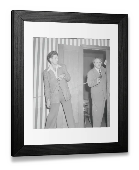 Framed Print : Adolph Valanis Ambushing Lester Dent Framed Print : Adolph Valanis Ambushing Lester Dent