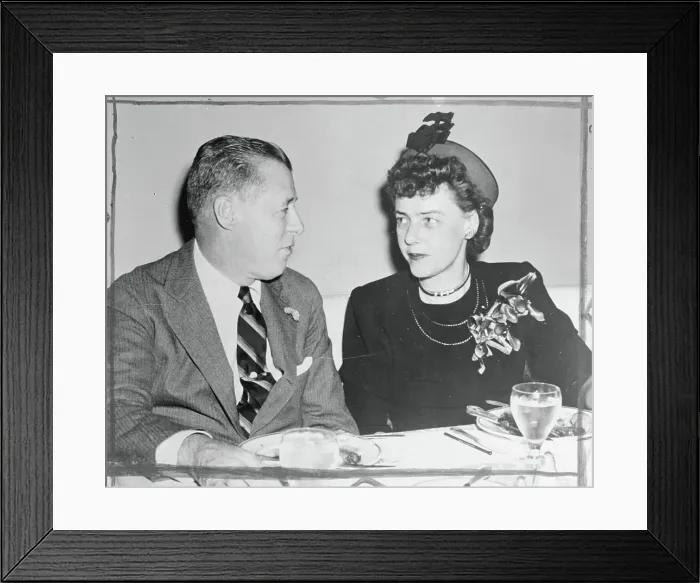Framed Print : Abby Rockefeller Milton Dining With Her New Husband Irving H. Pardee Framed Print : Abby Rockefeller Milton Dining With Her New Husband Irving H. Pardee