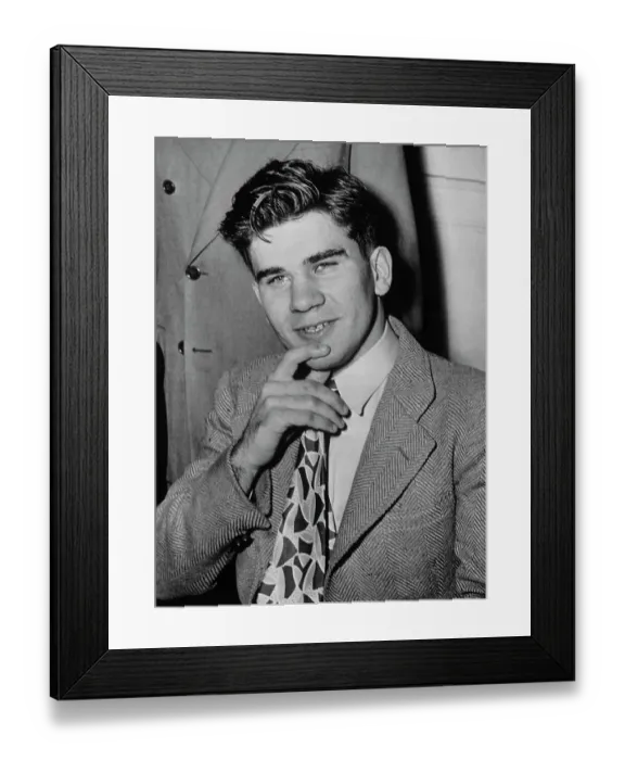 Framed Print : William Heirens Outside Criminal Court Framed Print : William Heirens Outside Criminal Court