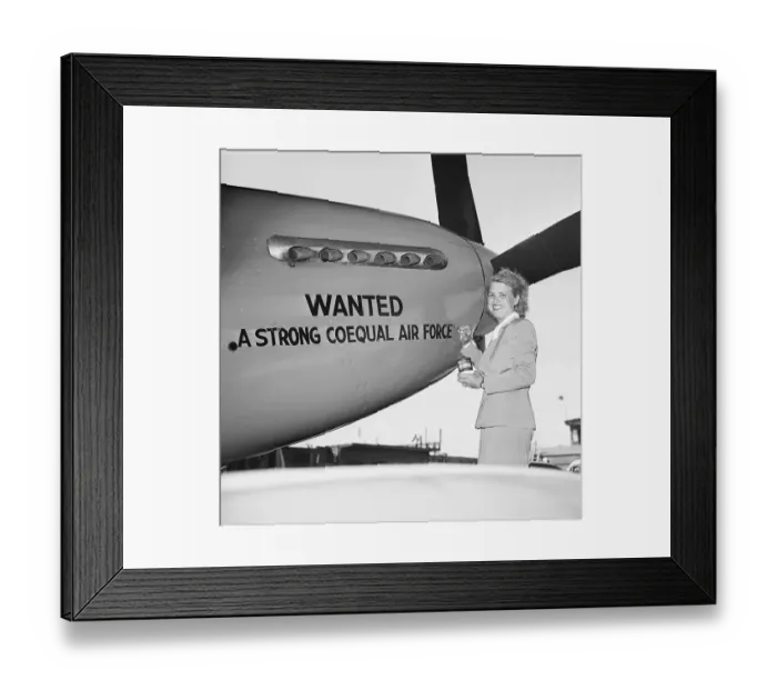 Framed Print : Pilot Jacqueline Cochran Painting on Plane Framed Print : Pilot Jacqueline Cochran Painting on Plane