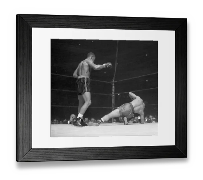 Framed Print : Wolcott Scores Technical Knockout Framed Print : Wolcott Scores Technical Knockout