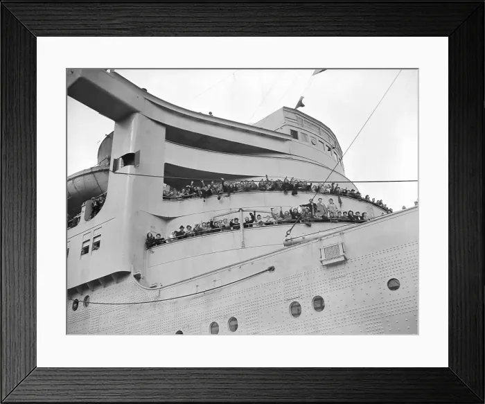 Framed Print : British Brides Crowd Top Decks Of Ship