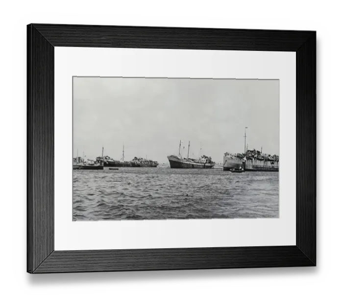 Framed Print : Boats Carrying Jewish Refugees Framed Print : Boats Carrying Jewish Refugees