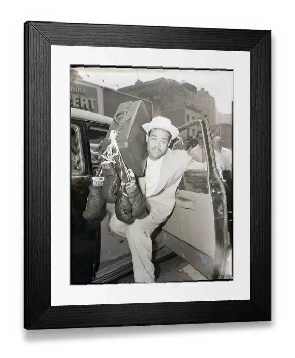 Framed Print : Joe Louis in Cab with Suitcase and Gloves Framed Print : Joe Louis in Cab with Suitcase and Gloves