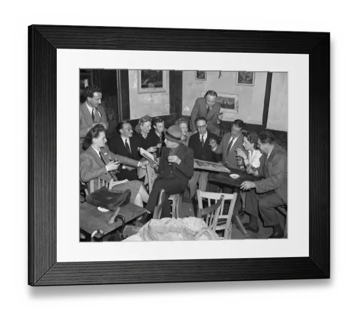 Framed Print : Artists Analyze A Painting