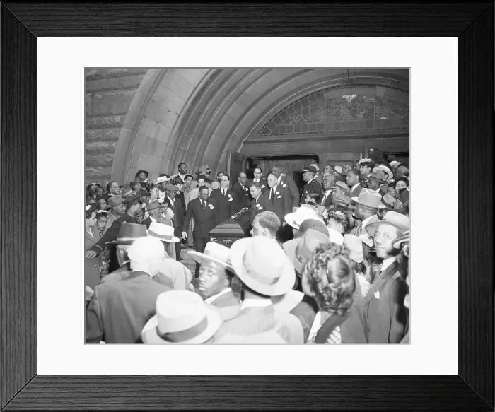 Framed Print : Pallbearers W / Jack Johnson'S Coffin Framed Print : Pallbearers W / Jack Johnson'S Coffin