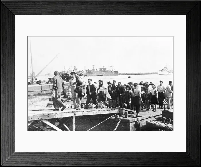 Framed Print : Jewish Refugees Disembark Framed Print : Jewish Refugees Disembark