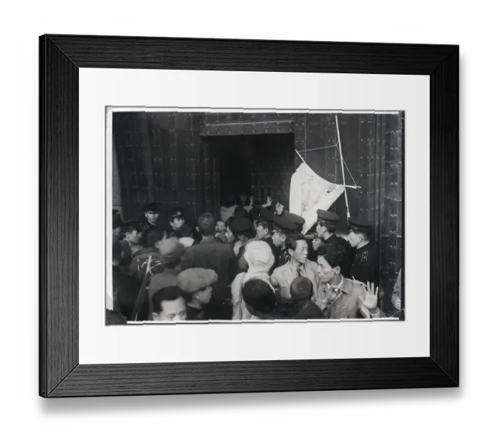 Framed Print : Demonstrators Storm Gate Of Palace Framed Print : Demonstrators Storm Gate Of Palace