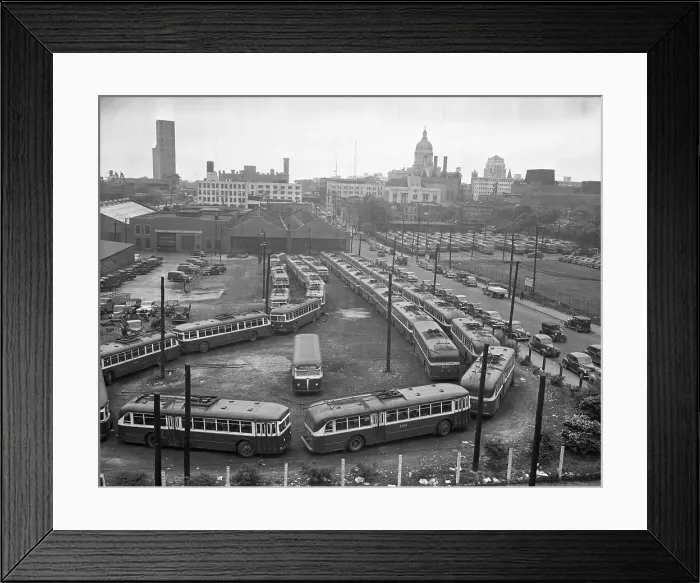 Framed Print : Atlanta Transportation at Standstill After Strike Framed Print : Atlanta Transportation at Standstill After Strike